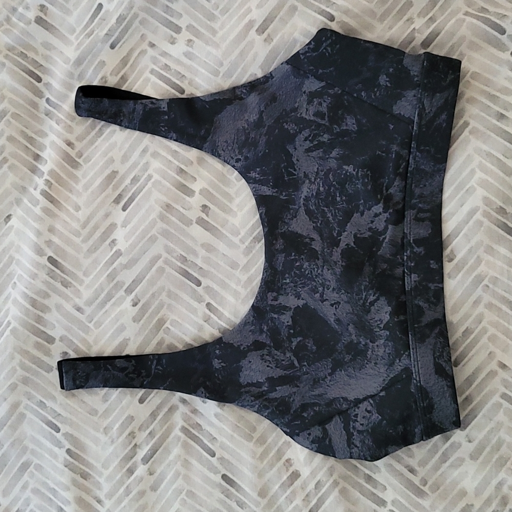 Lole sports bra